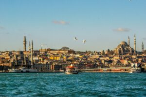 Istanbul skyline and Bosphorus, symbolizing Turkey's new tax regime for HNWIs